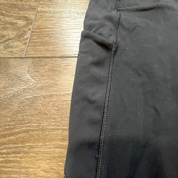 Lululemon Speed Up Crop Women's Leggings, Black, Size 2, 21" Inseam - Picture 3 of 13